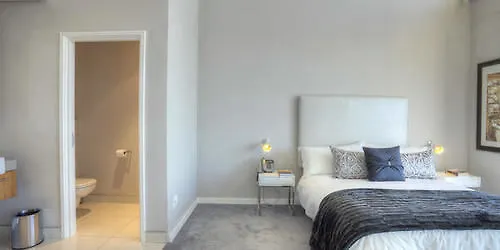 515 Harbour Bridge Hotel Cape Town